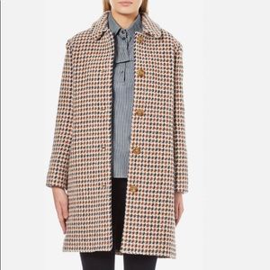 Please help! In search of this APC coat.